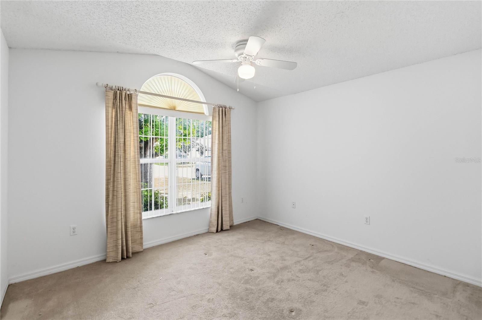 273 CURTIS AVE, GROVELAND, FL, 34736
