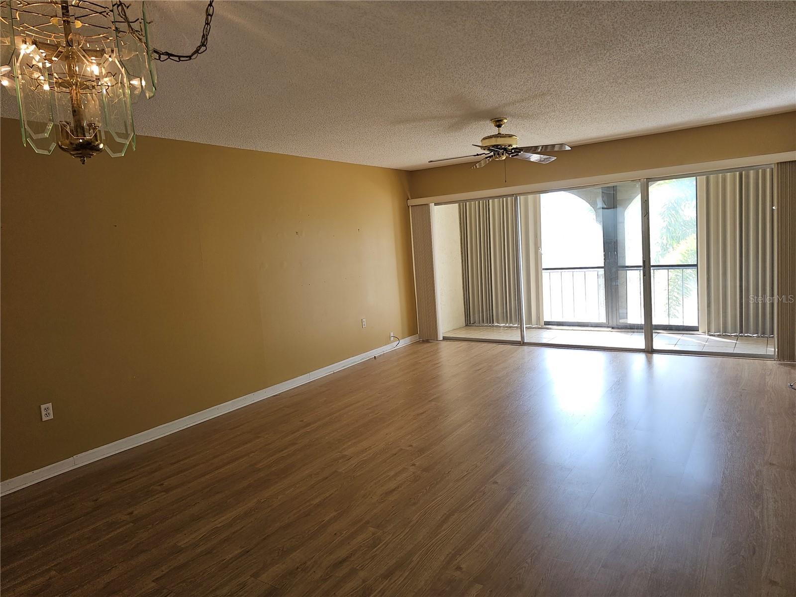 7701 STARKEY RD #102, SEMINOLE, FL, 33777
