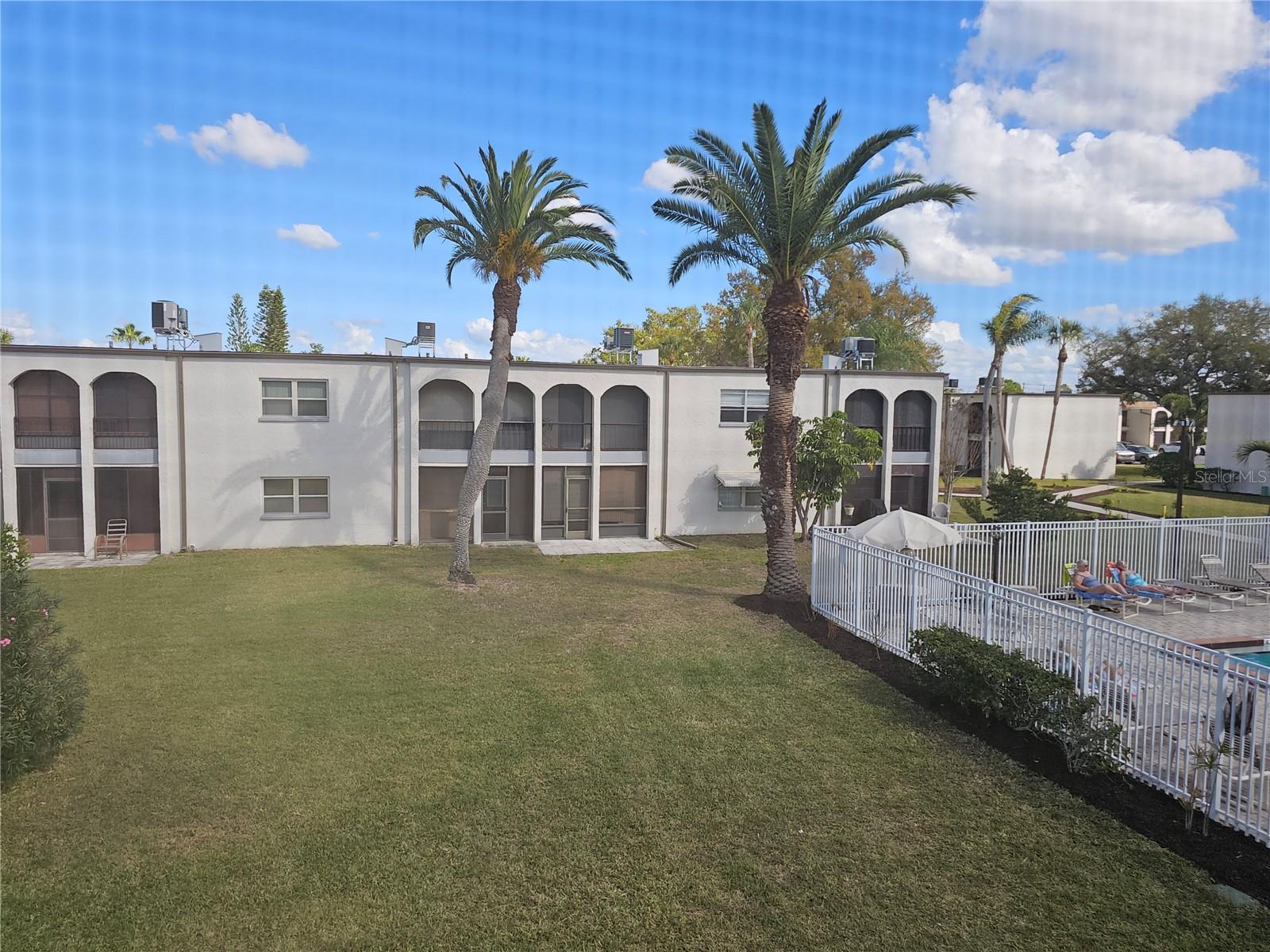 7701 STARKEY RD #102, SEMINOLE, FL, 33777