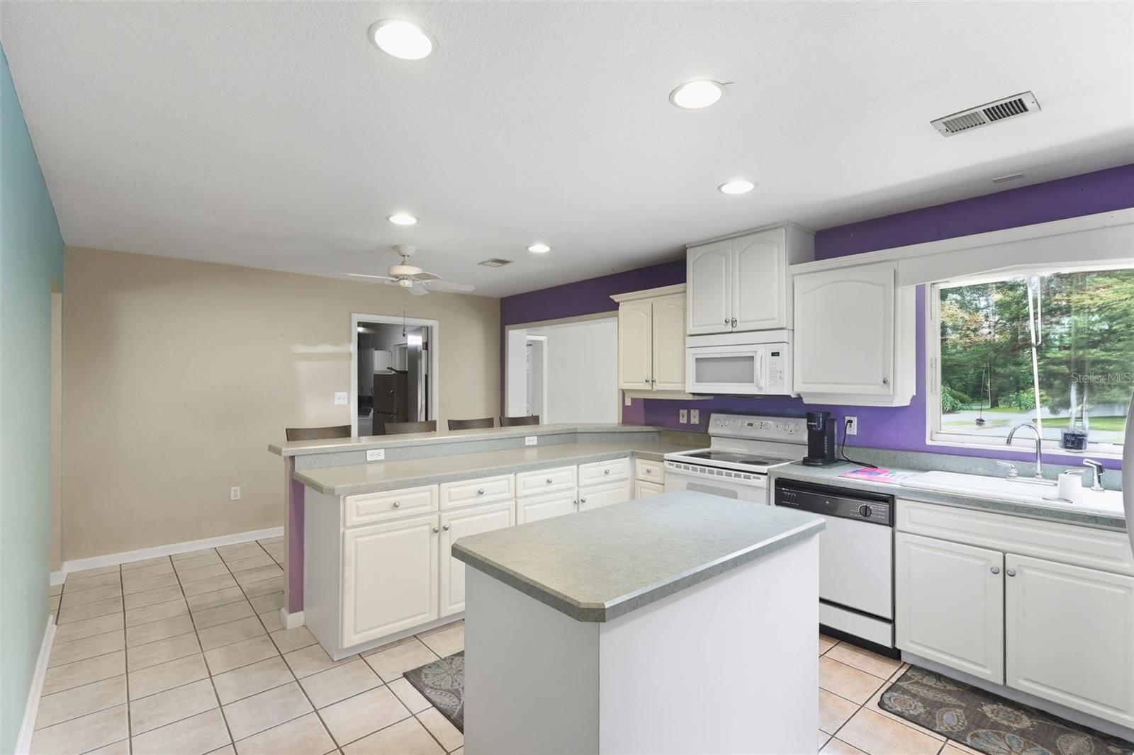 1410 W CHELSEA AVE, DELAND, FL, 32720