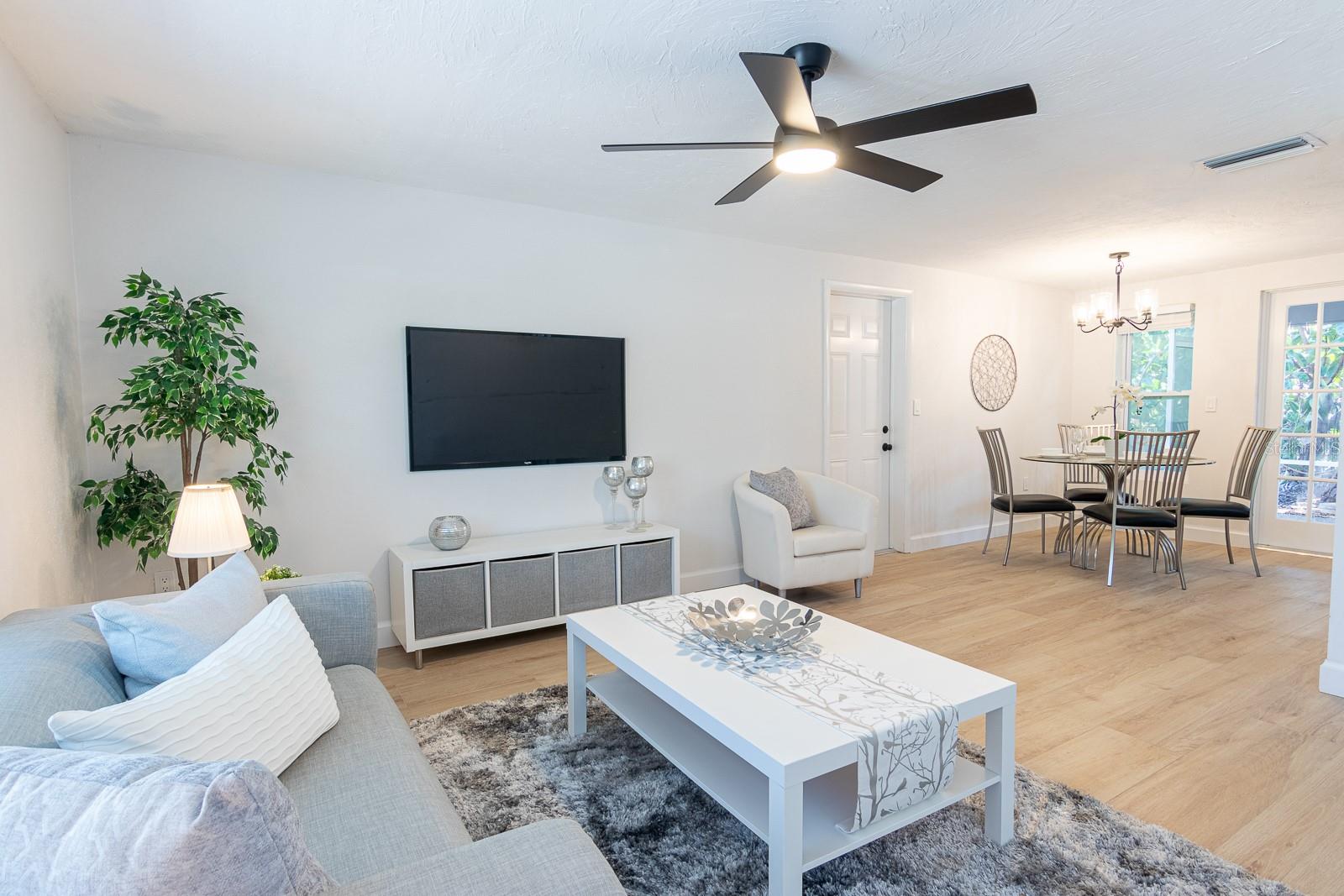 420 ARCHIBALD AVE, SARASOTA, FL, 34243