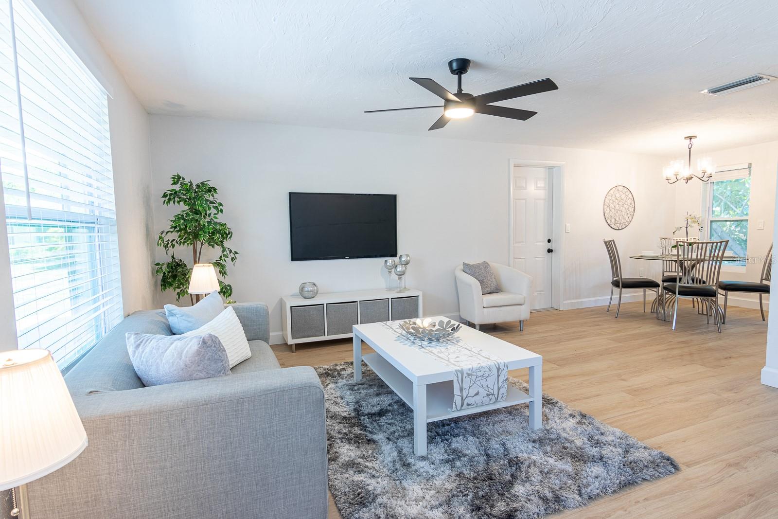 420 ARCHIBALD AVE, SARASOTA, FL, 34243