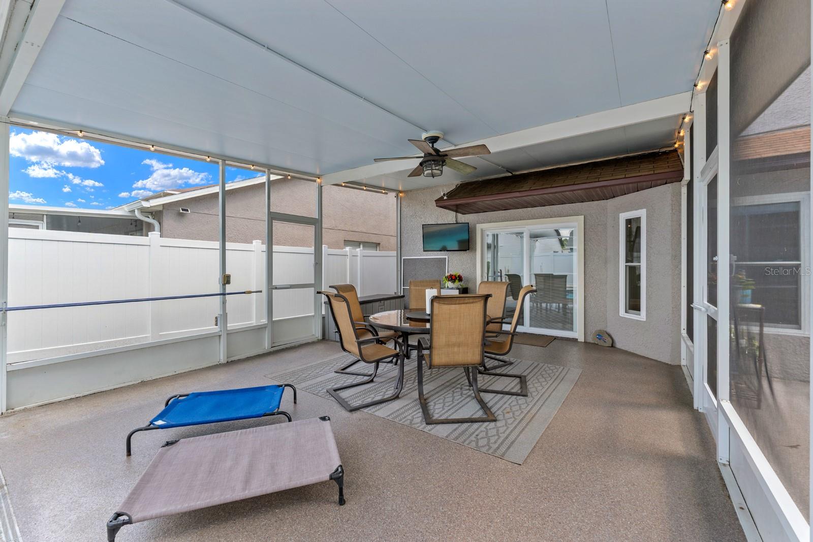 27323 NEW SMYRNA DR, WESLEY CHAPEL, FL, 33544