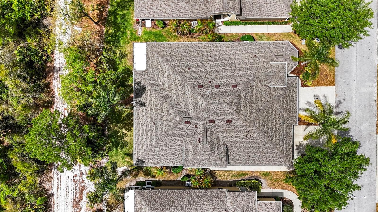 Roof replaced in 2025