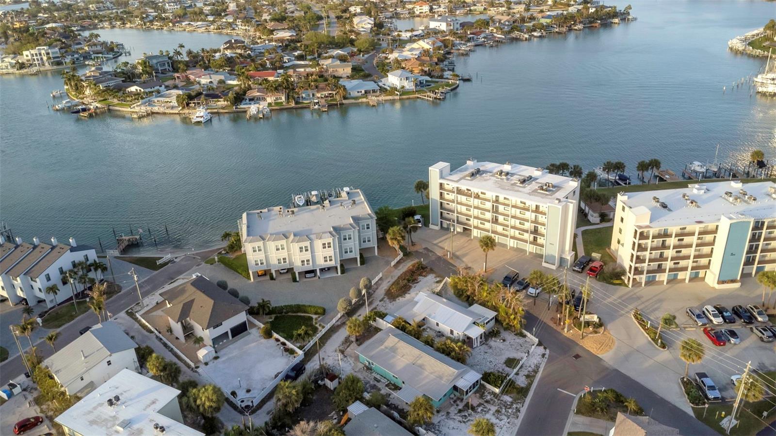 148 98TH AVE, TREASURE ISLAND, FL, 33706