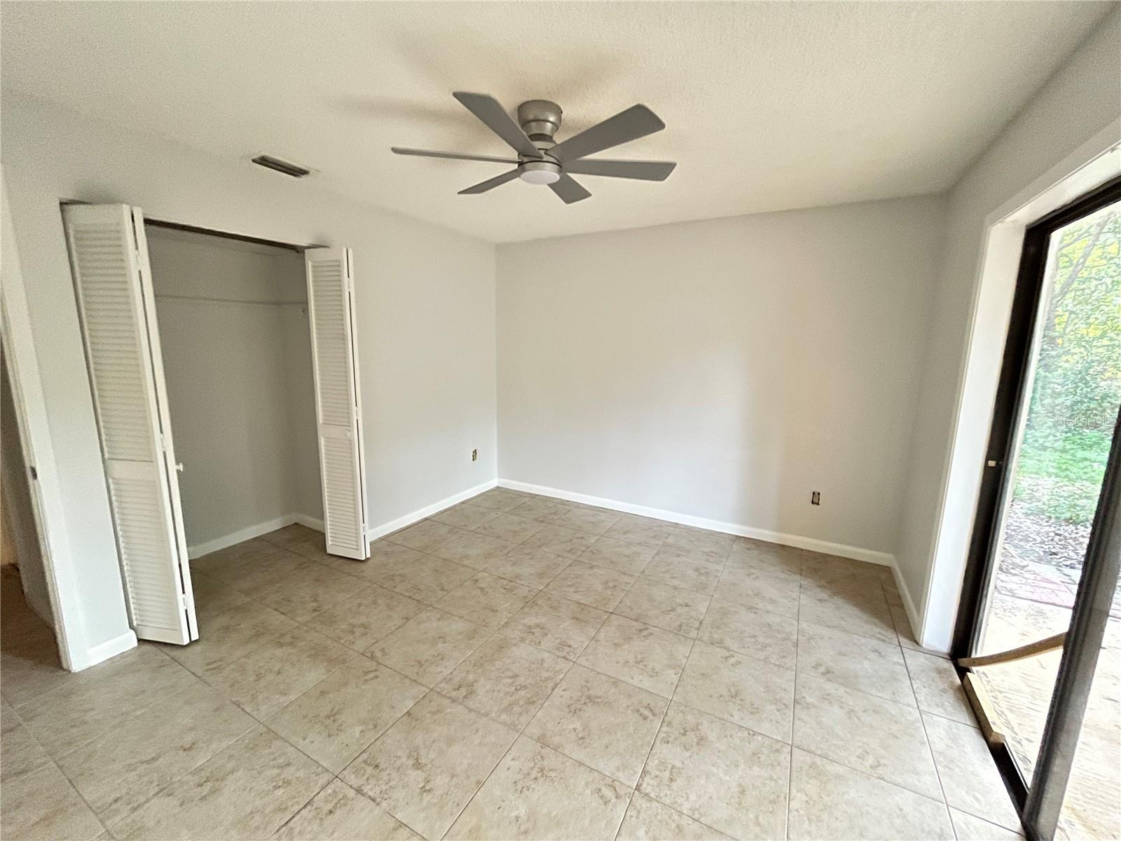 6 ROBINWOOD DR, LONGWOOD, FL, 32779
