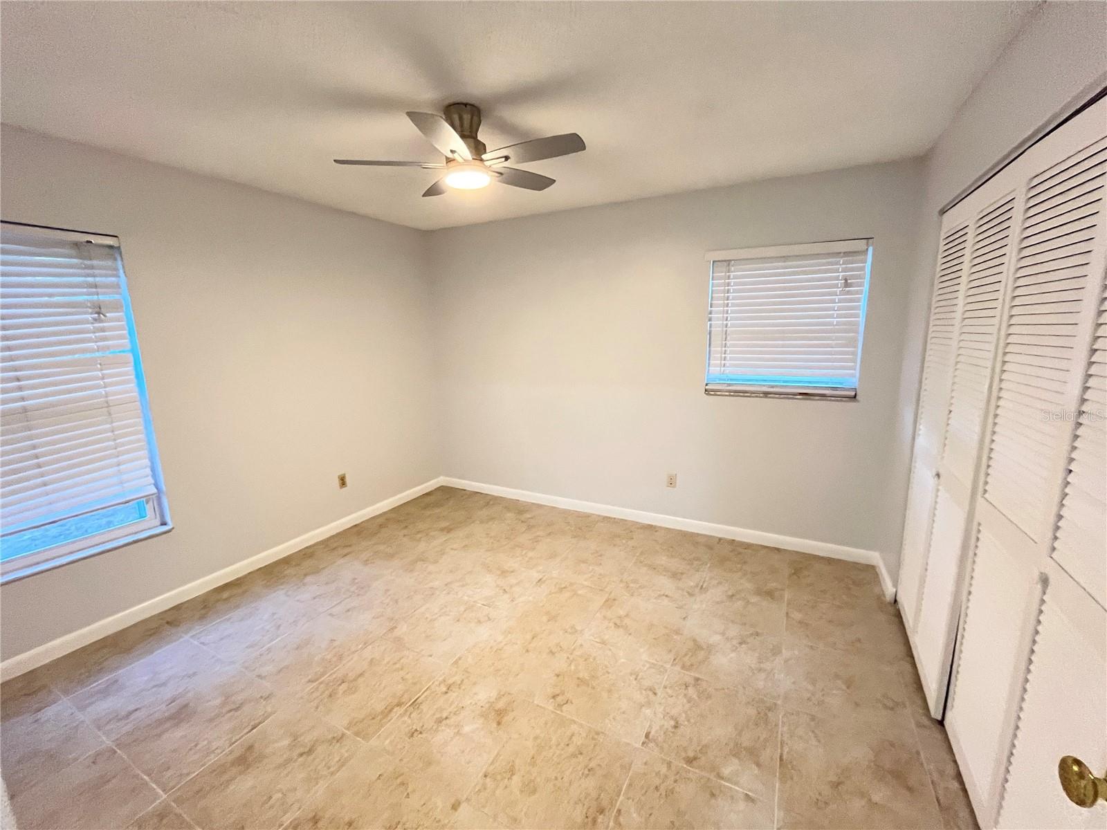 6 ROBINWOOD DR, LONGWOOD, FL, 32779