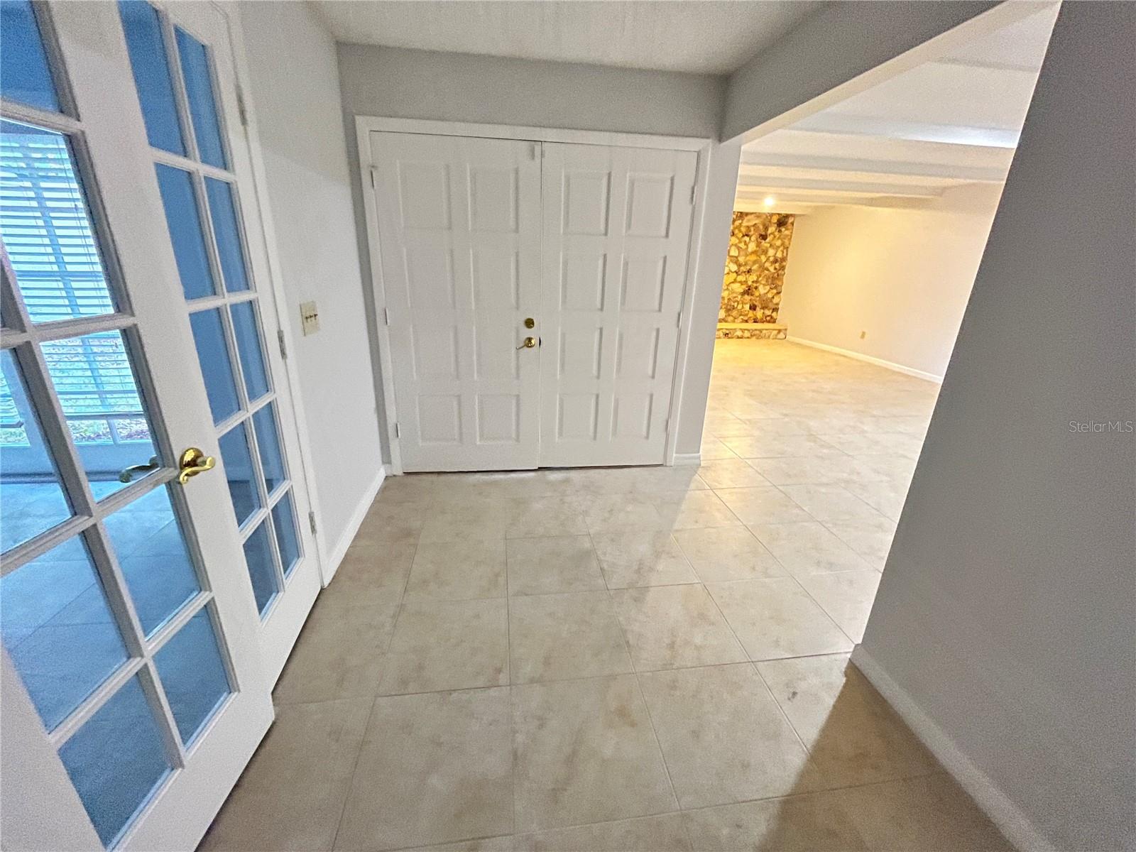 6 ROBINWOOD DR, LONGWOOD, FL, 32779