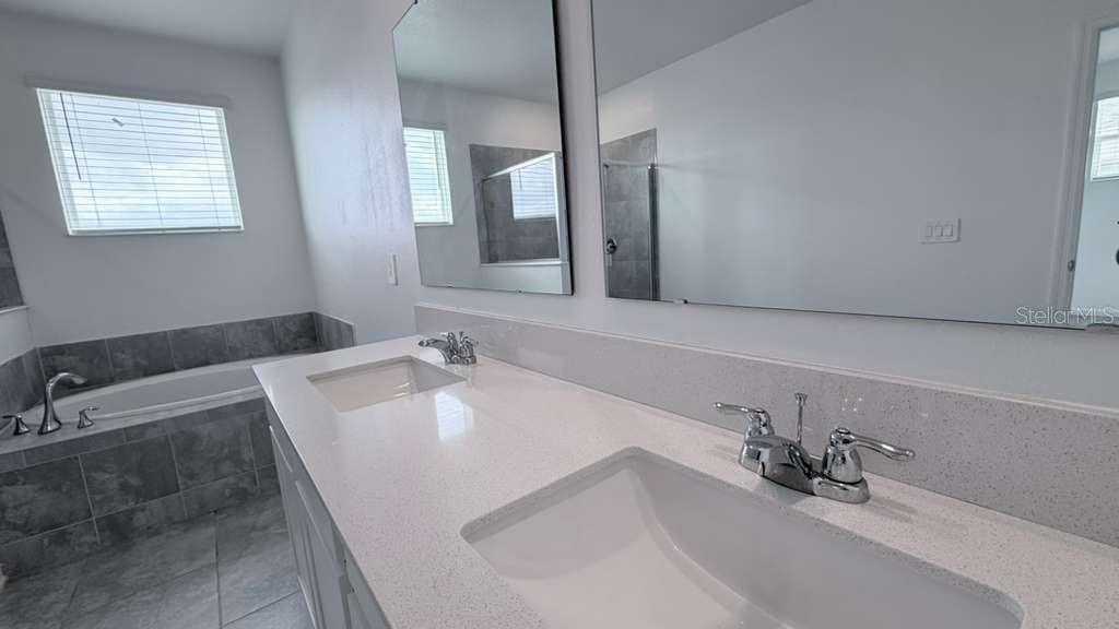 207 BOGEY DR, DAVENPORT, FL, 33896