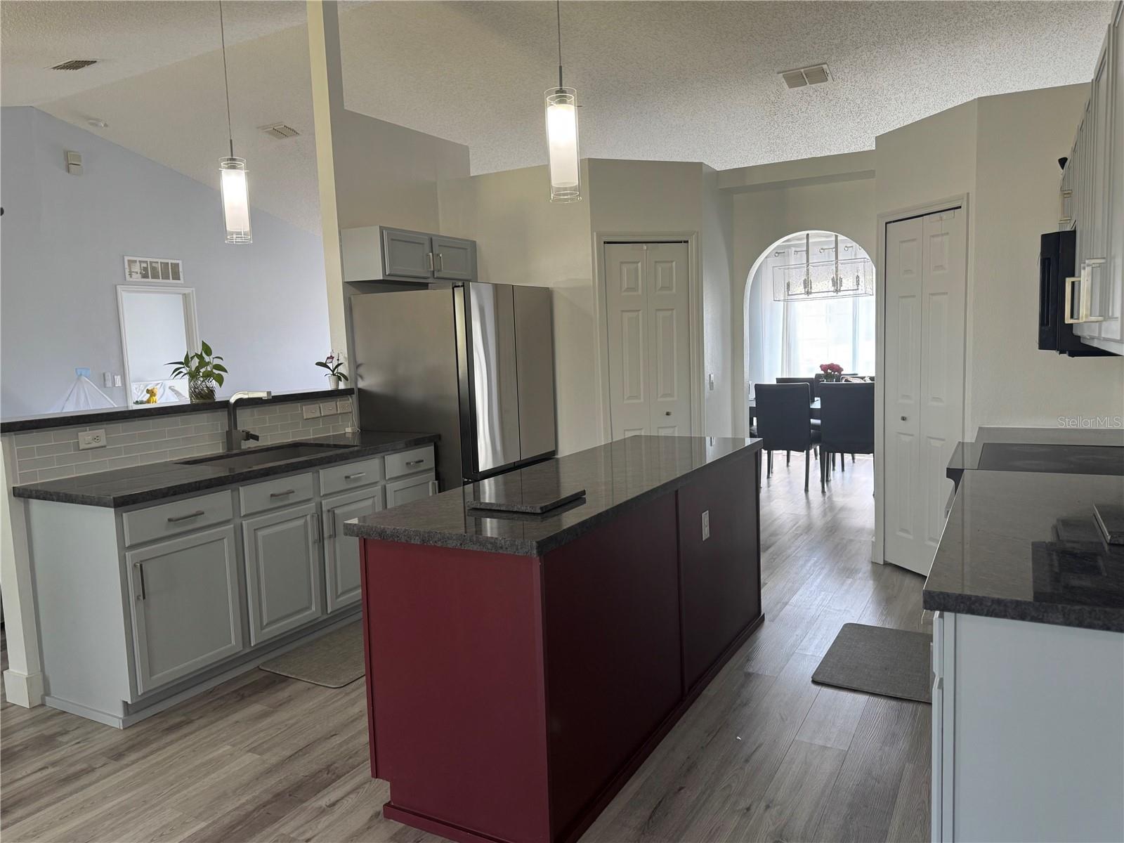 1109 UNION AVE, MASCOTTE, FL, 34753