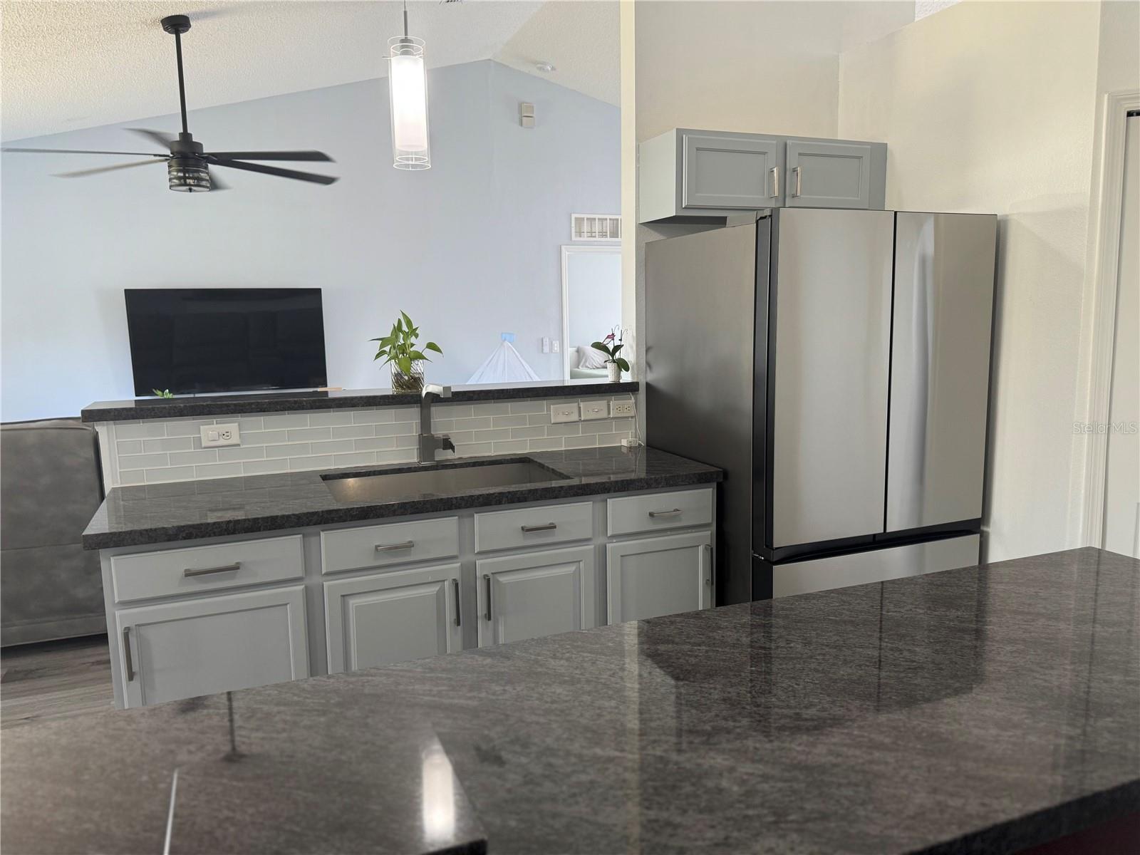 1109 UNION AVE, MASCOTTE, FL, 34753