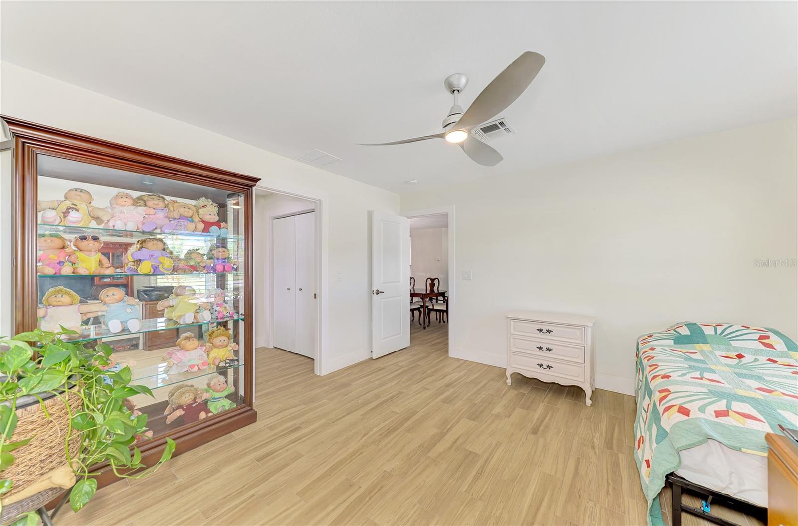 1620 MISSION VALLEY BLVD, NOKOMIS, FL, 34275