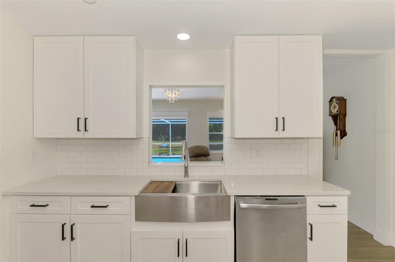 1620 MISSION VALLEY BLVD, NOKOMIS, FL, 34275