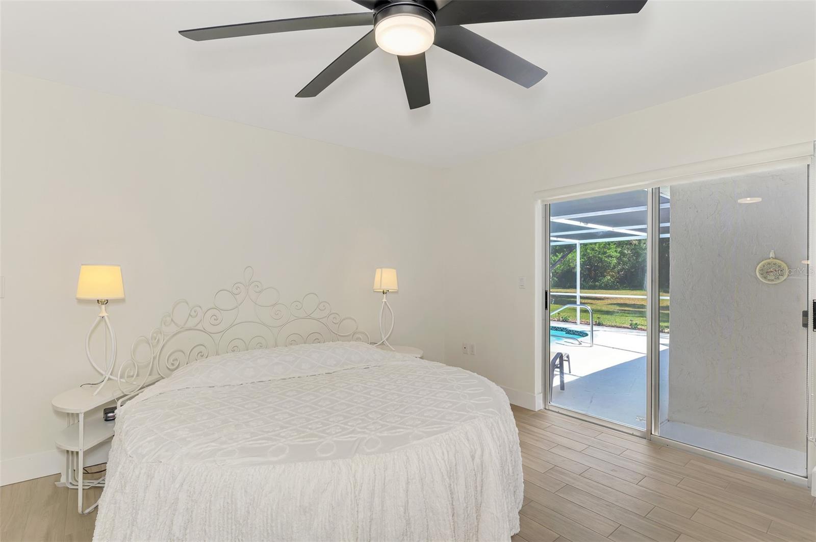 1620 MISSION VALLEY BLVD, NOKOMIS, FL, 34275
