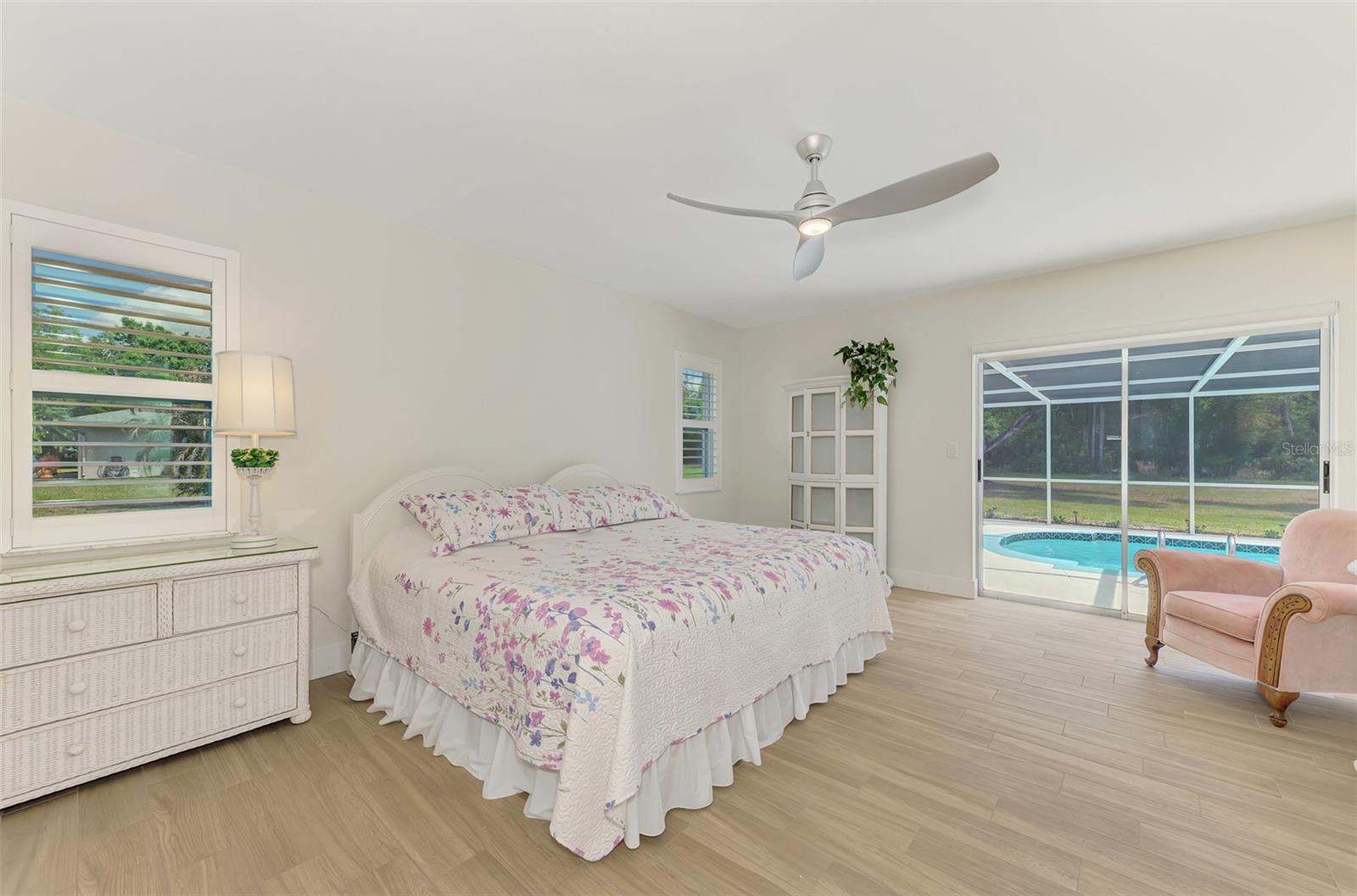 1620 MISSION VALLEY BLVD, NOKOMIS, FL, 34275
