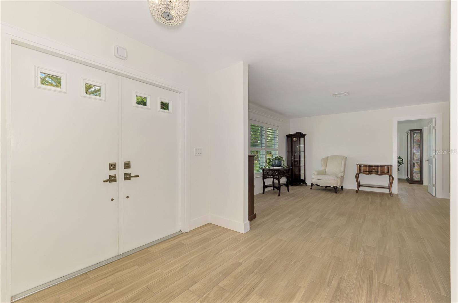 1620 MISSION VALLEY BLVD, NOKOMIS, FL, 34275