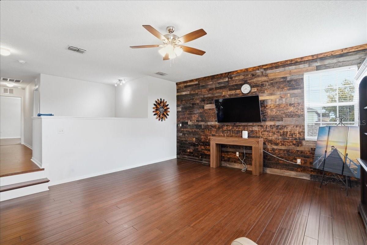 7860 ATWOOD DR, WESLEY CHAPEL, FL, 33545