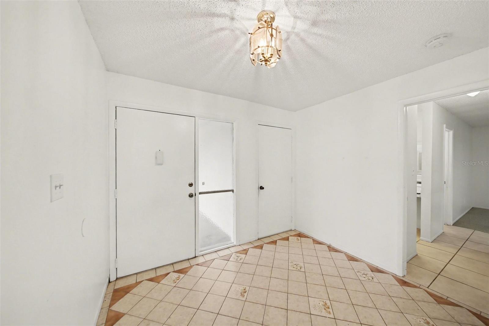 5033 LOYOLA LN, ORLANDO, FL, 32821