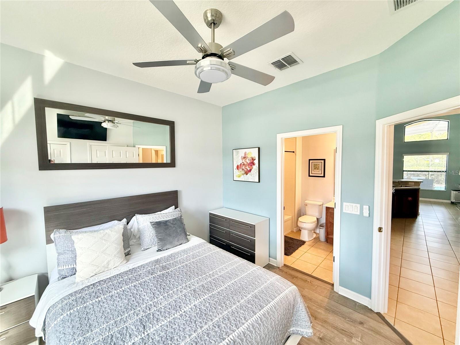 2136 VICTORIA DR, DAVENPORT, FL, 33837