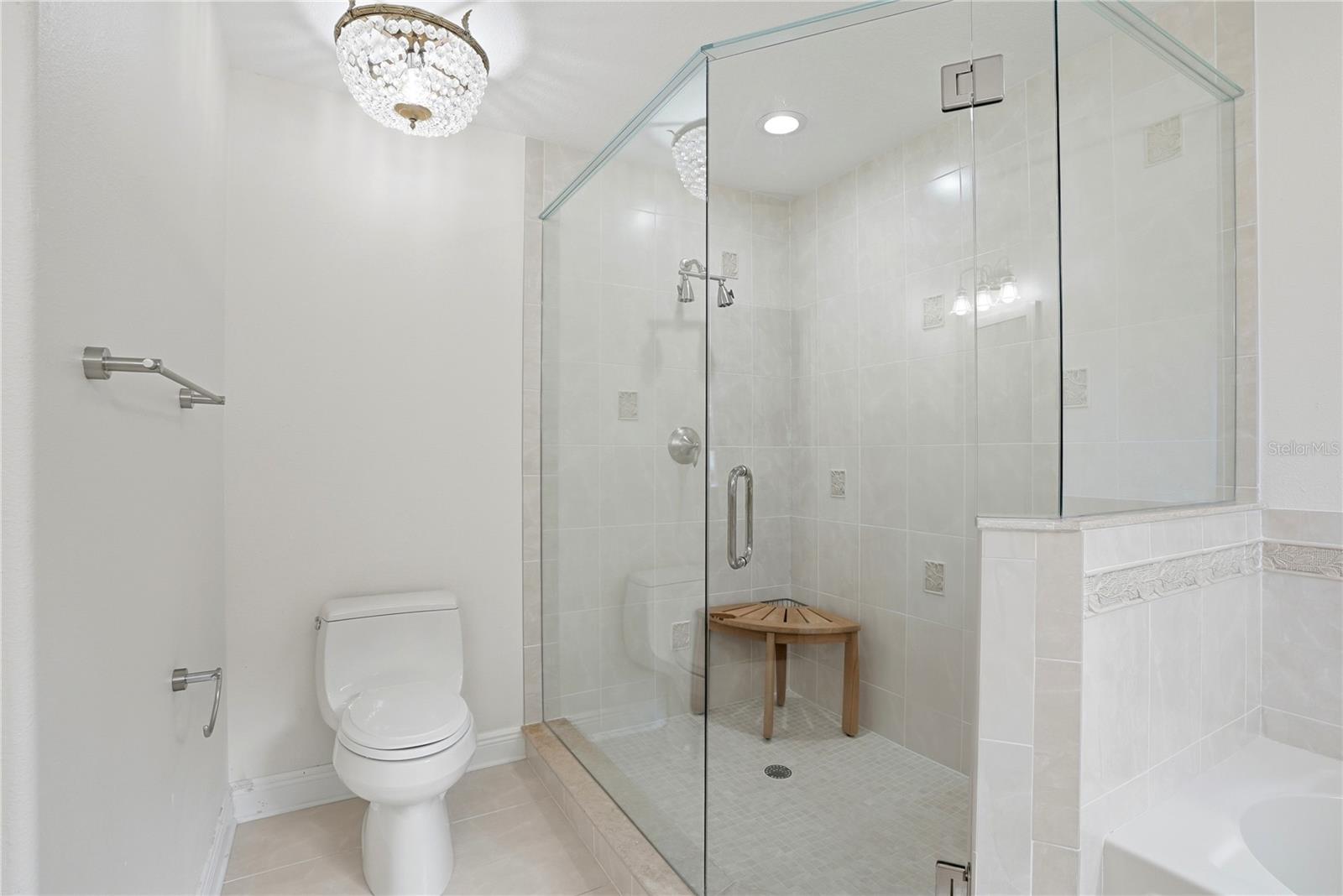 1348 HIGH BLUFF DR, LARGO, FL, 33770