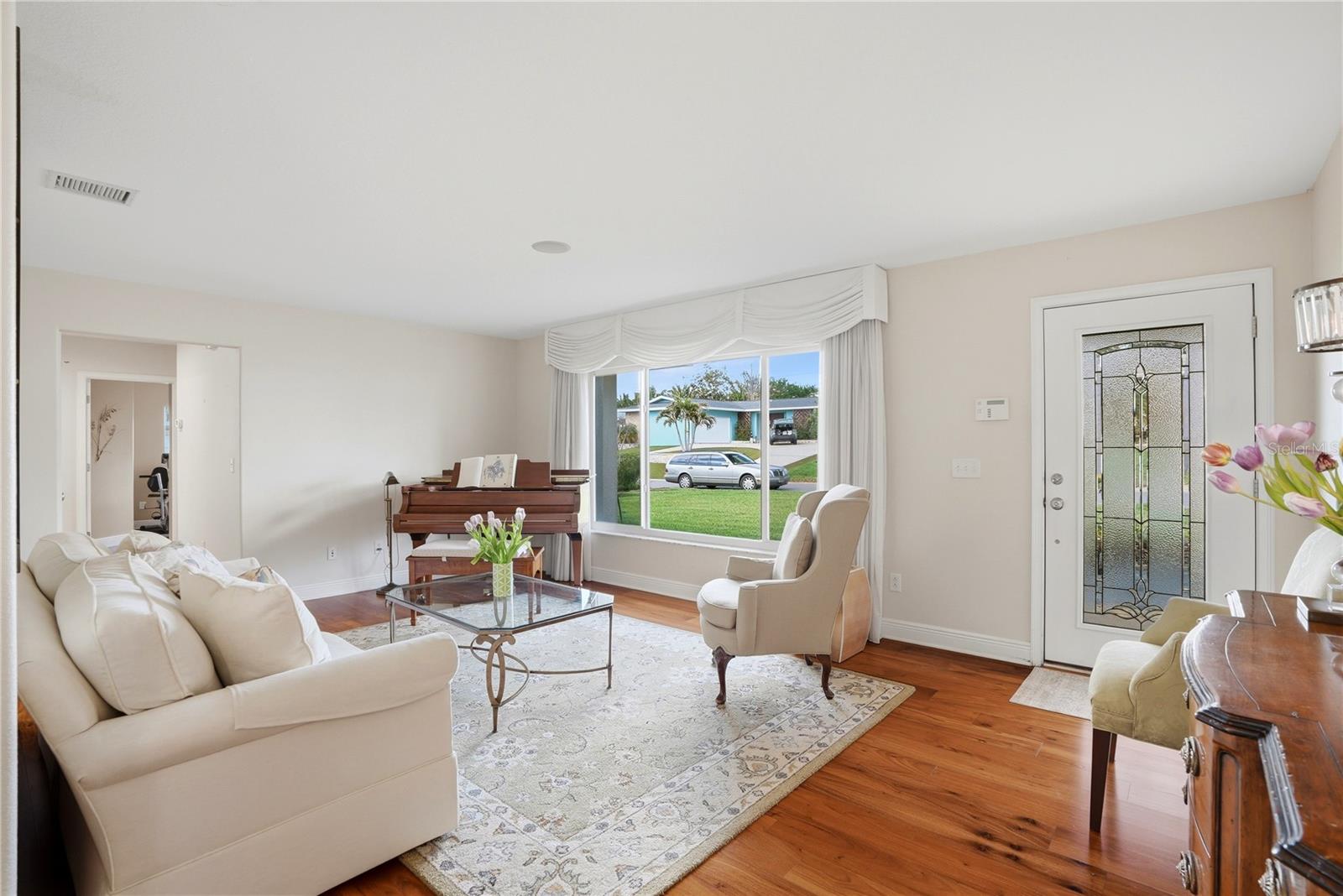 1348 HIGH BLUFF DR, LARGO, FL, 33770