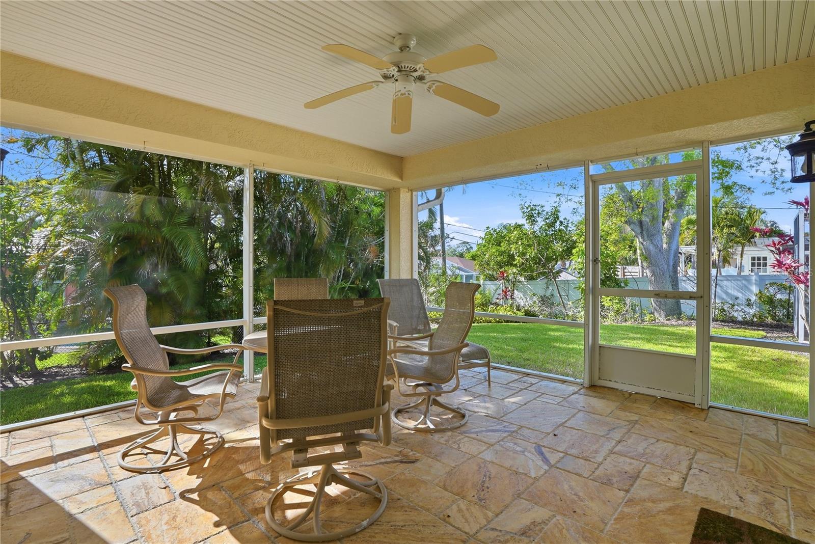 1348 HIGH BLUFF DR, LARGO, FL, 33770