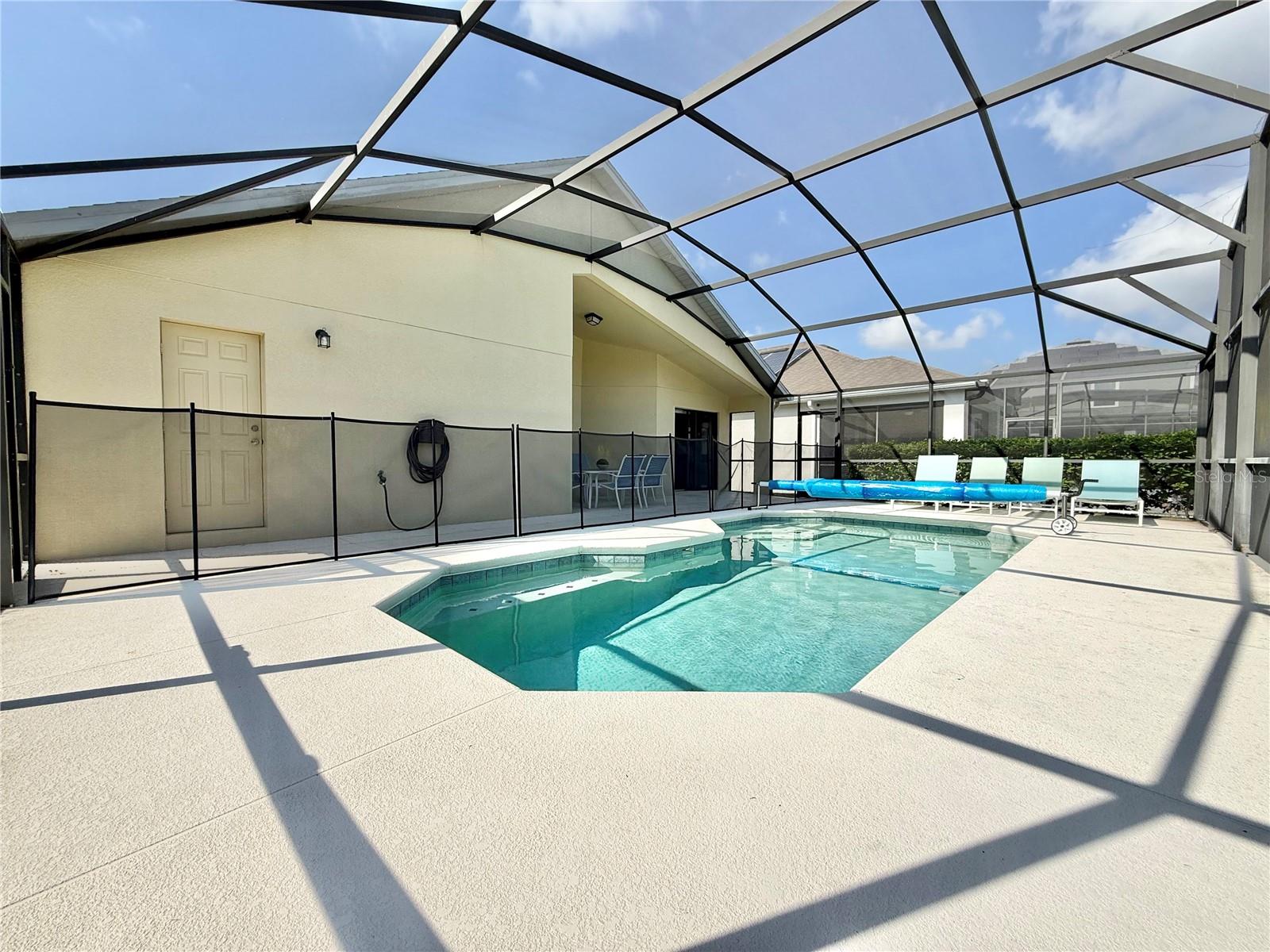 2136 VICTORIA DR, DAVENPORT, FL, 33837