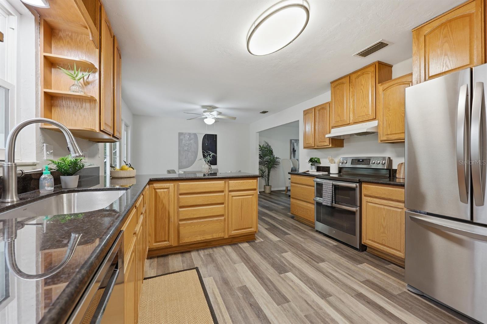 9235 NW 11TH PL, GAINESVILLE, FL, 32606
