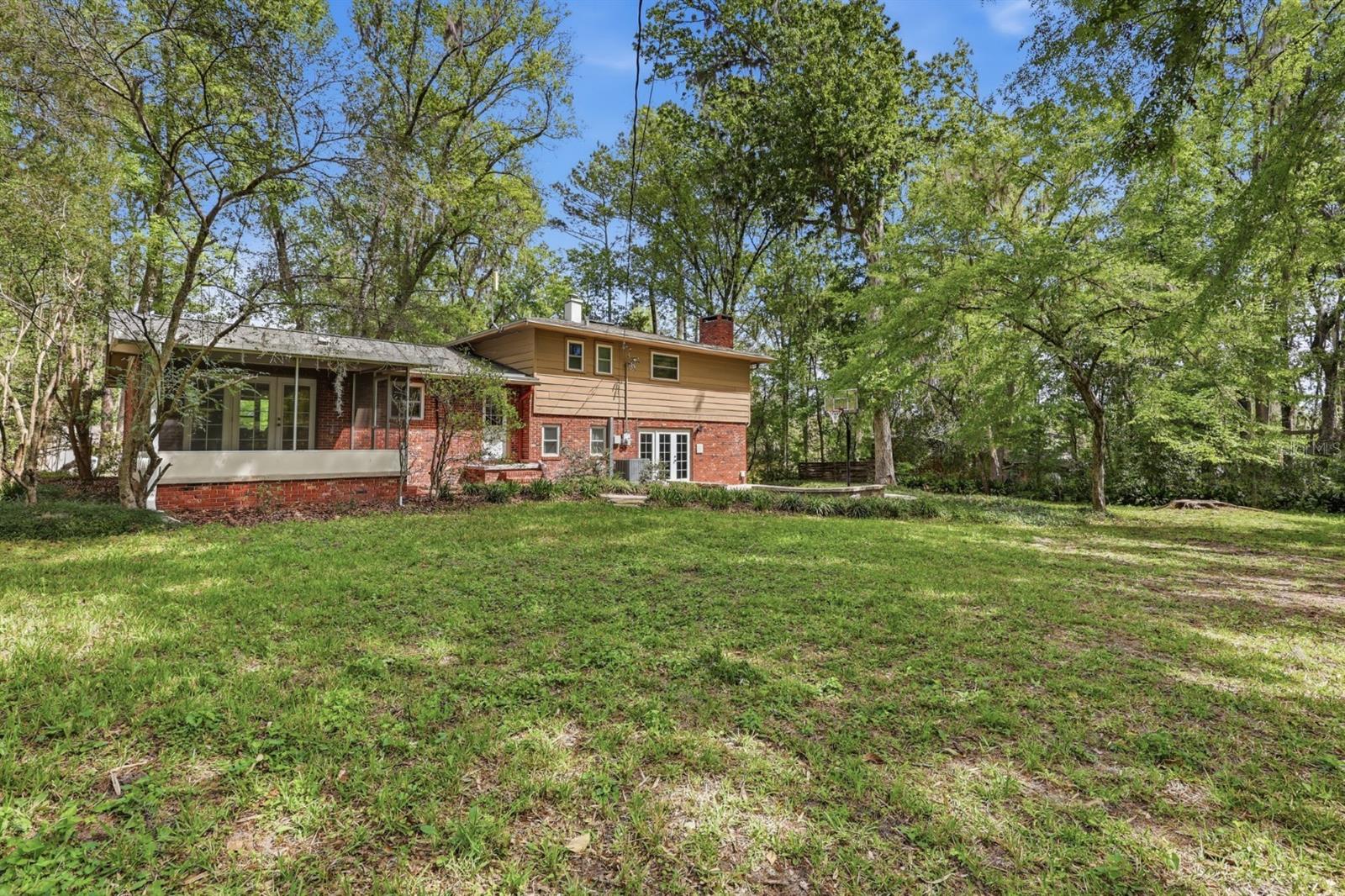 9235 NW 11TH PL, GAINESVILLE, FL, 32606