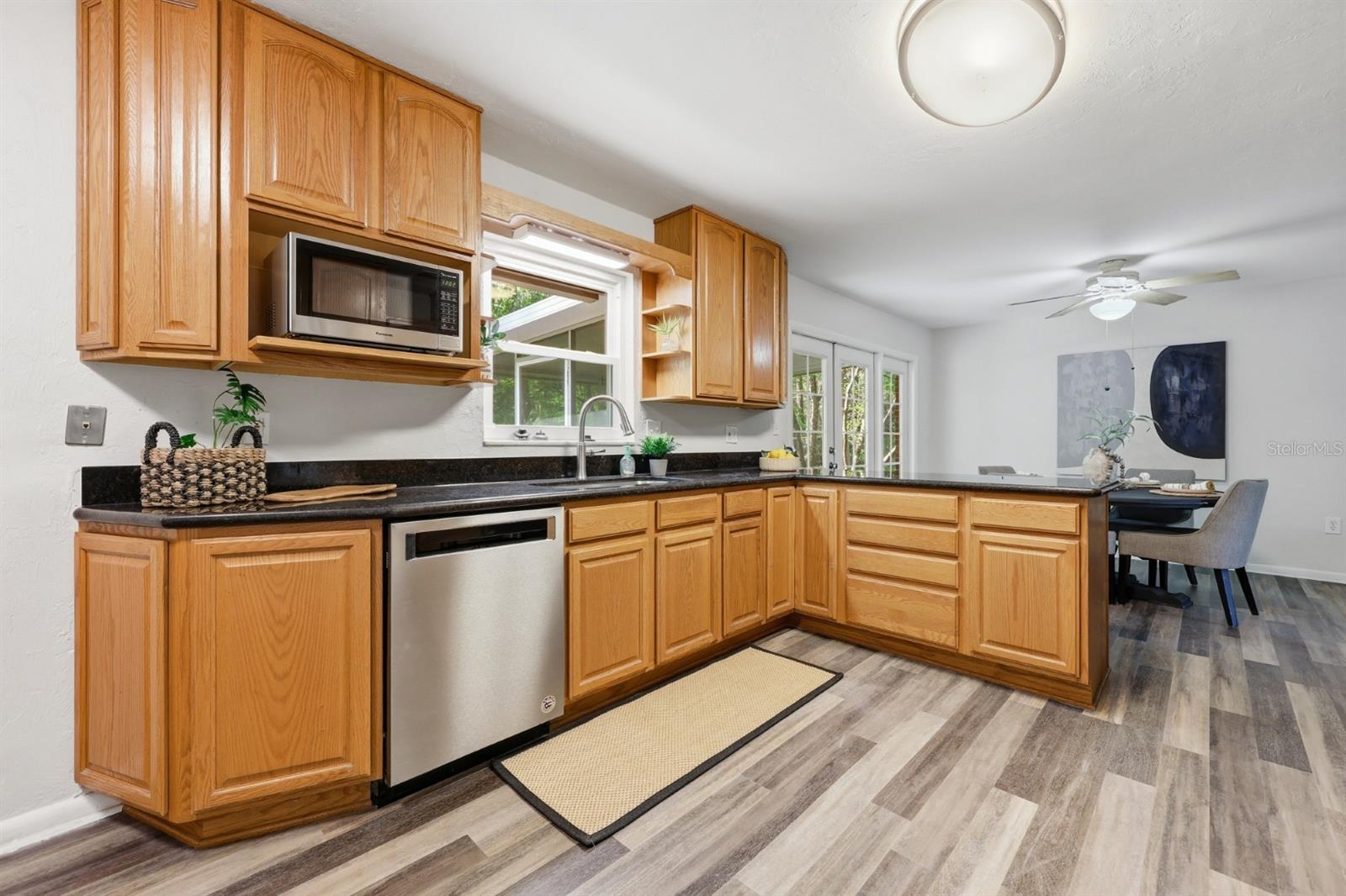 9235 NW 11TH PL, GAINESVILLE, FL, 32606