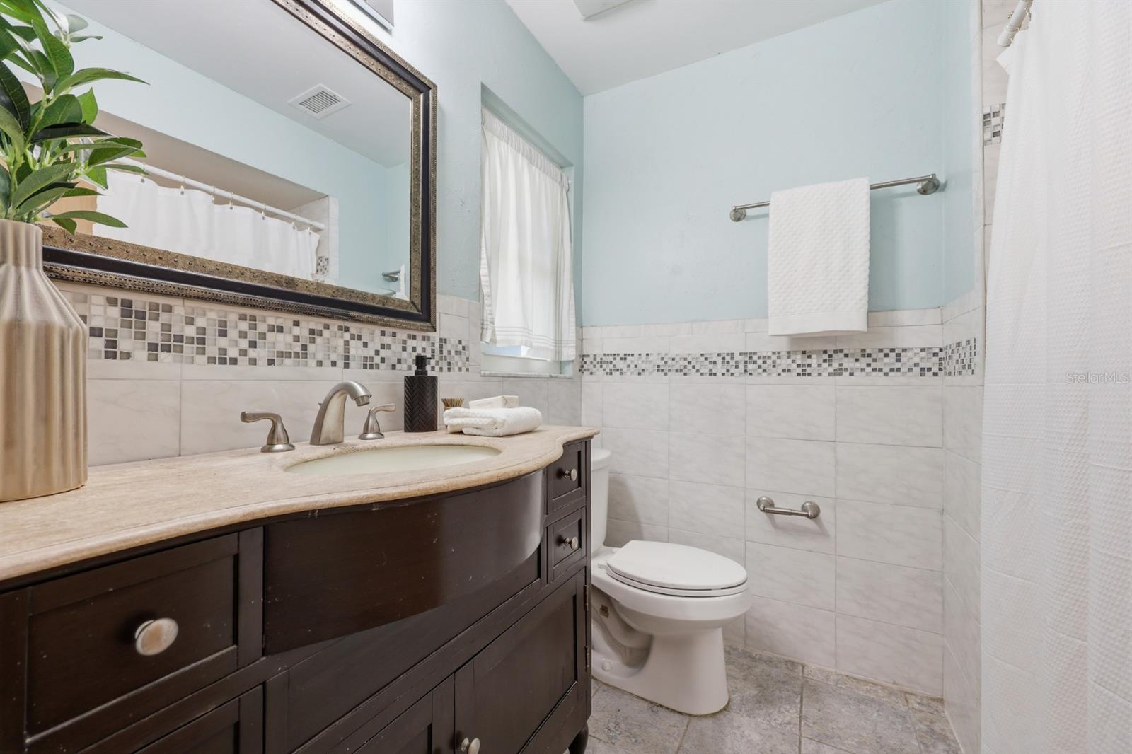 9235 NW 11TH PL, GAINESVILLE, FL, 32606