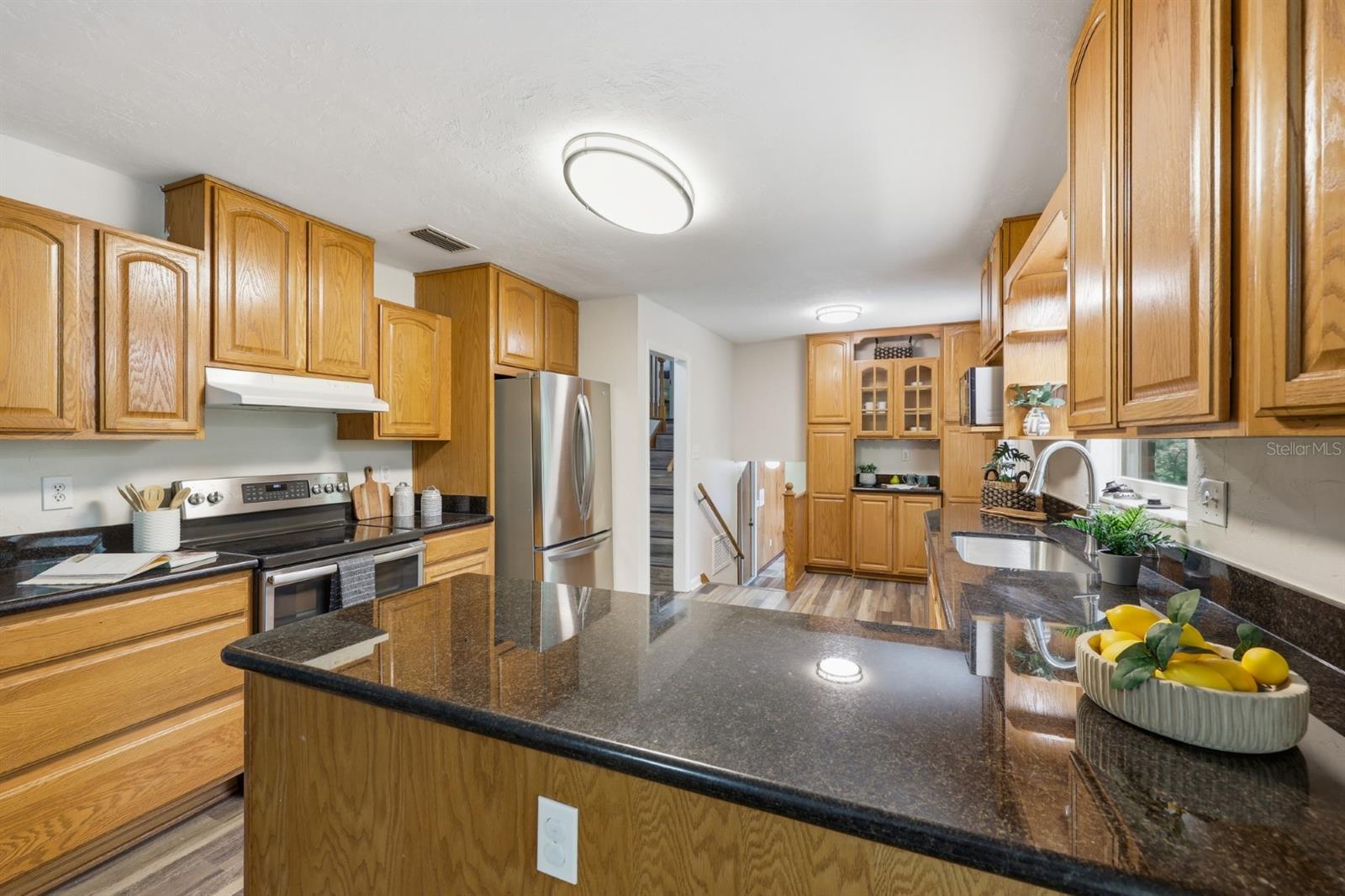 9235 NW 11TH PL, GAINESVILLE, FL, 32606