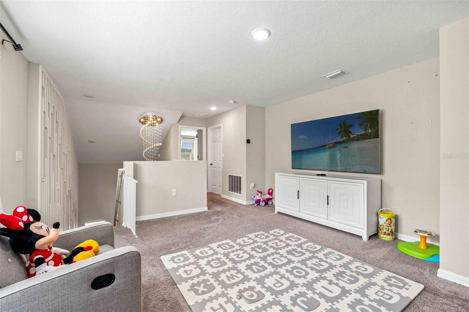 7512 WALLFLOWER TRL, WESLEY CHAPEL, FL, 33545