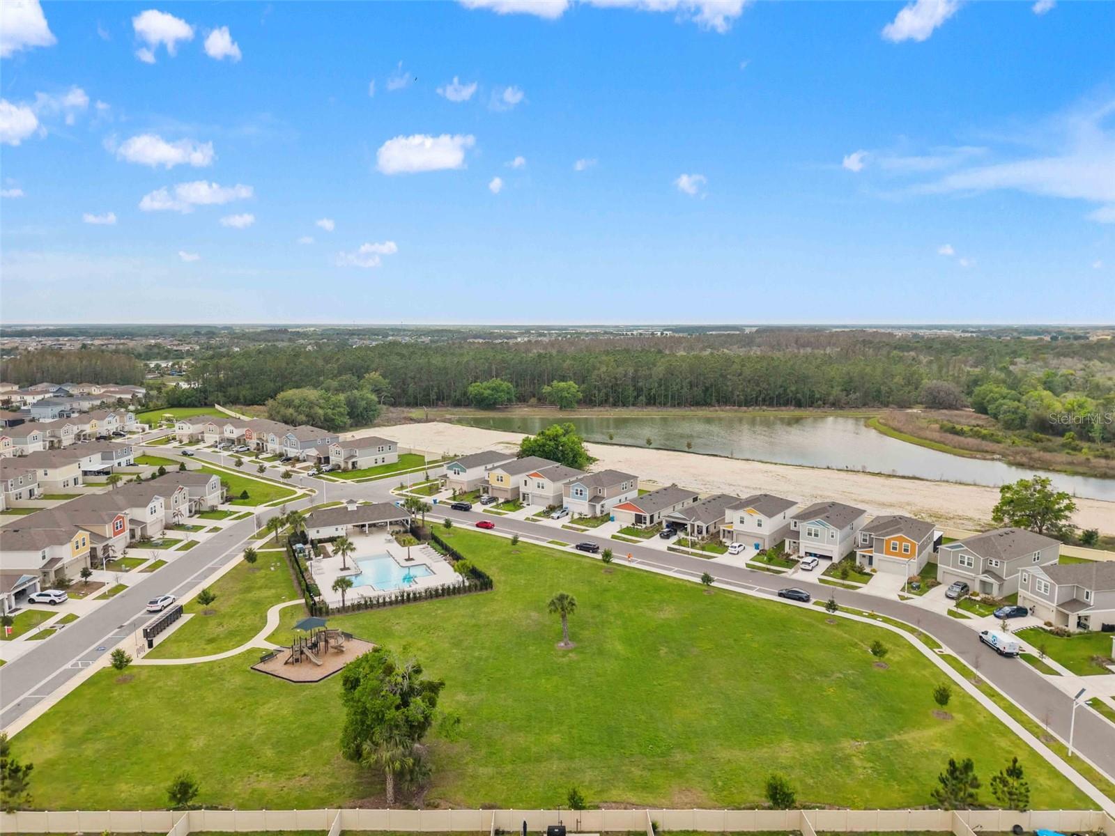 7512 WALLFLOWER TRL, WESLEY CHAPEL, FL, 33545