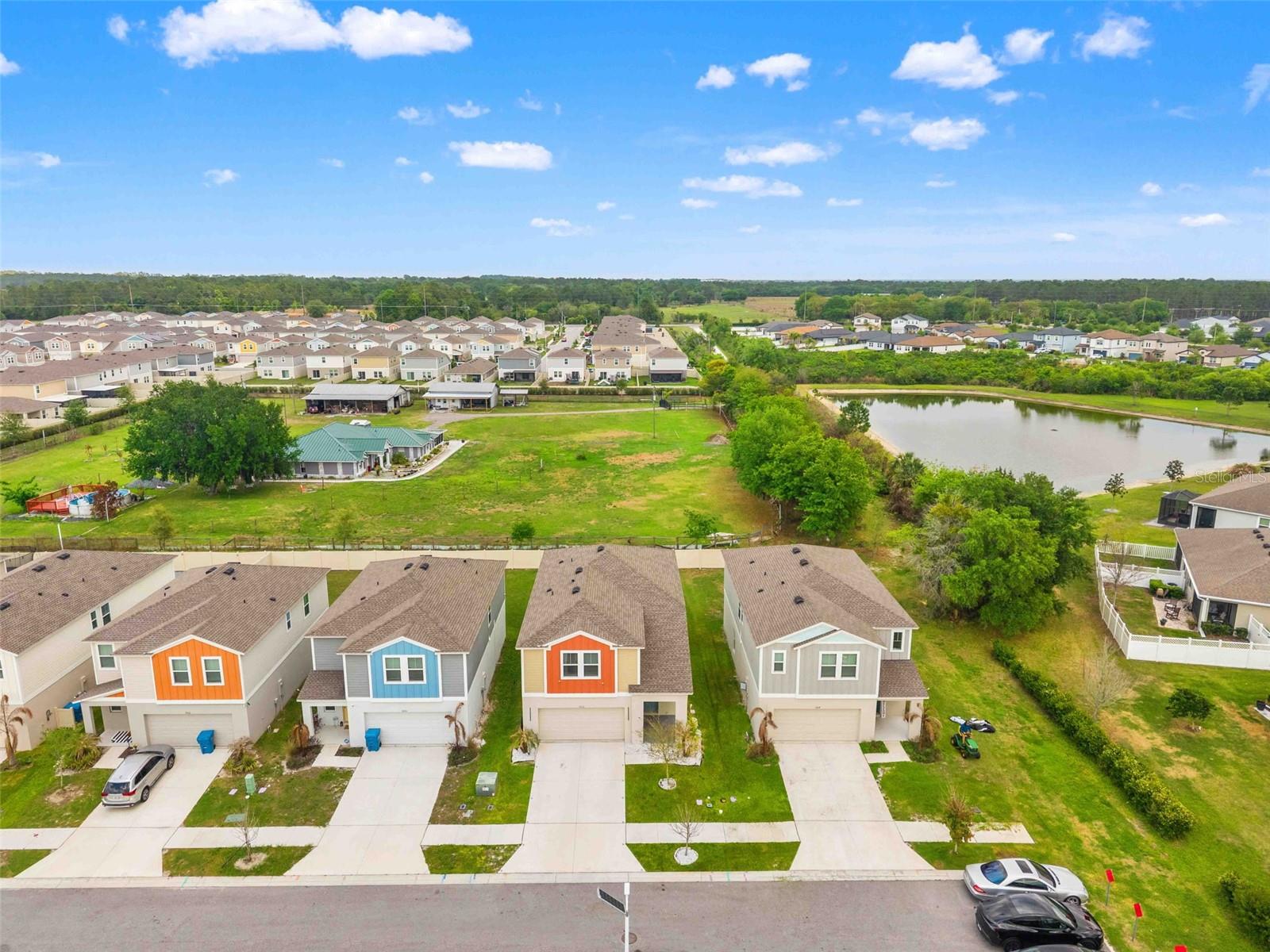 7512 WALLFLOWER TRL, WESLEY CHAPEL, FL, 33545