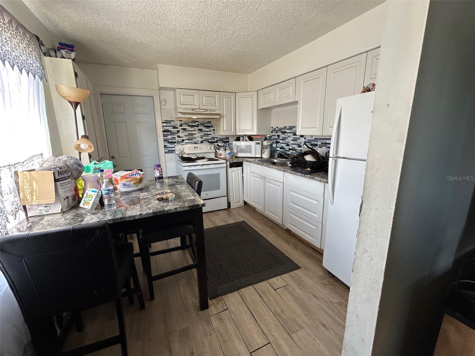 1031 30TH AVE E, BRADENTON, FL, 34208