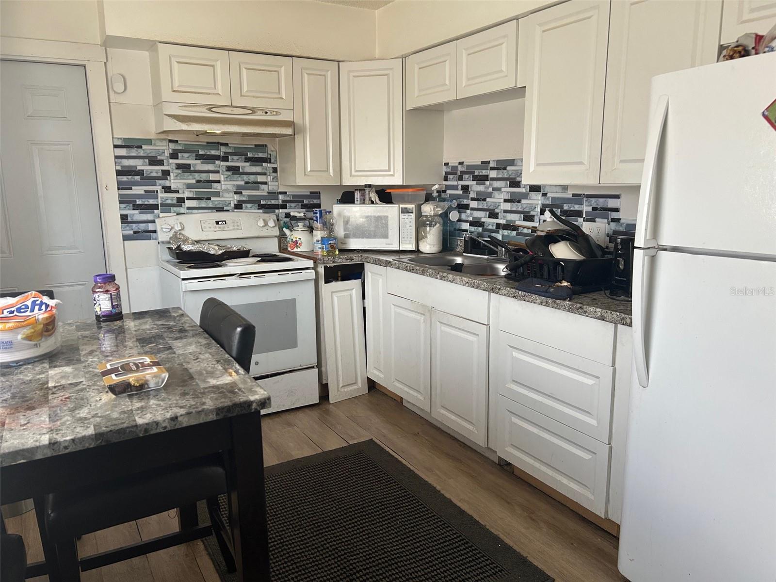 1031 30TH AVE E, BRADENTON, FL, 34208