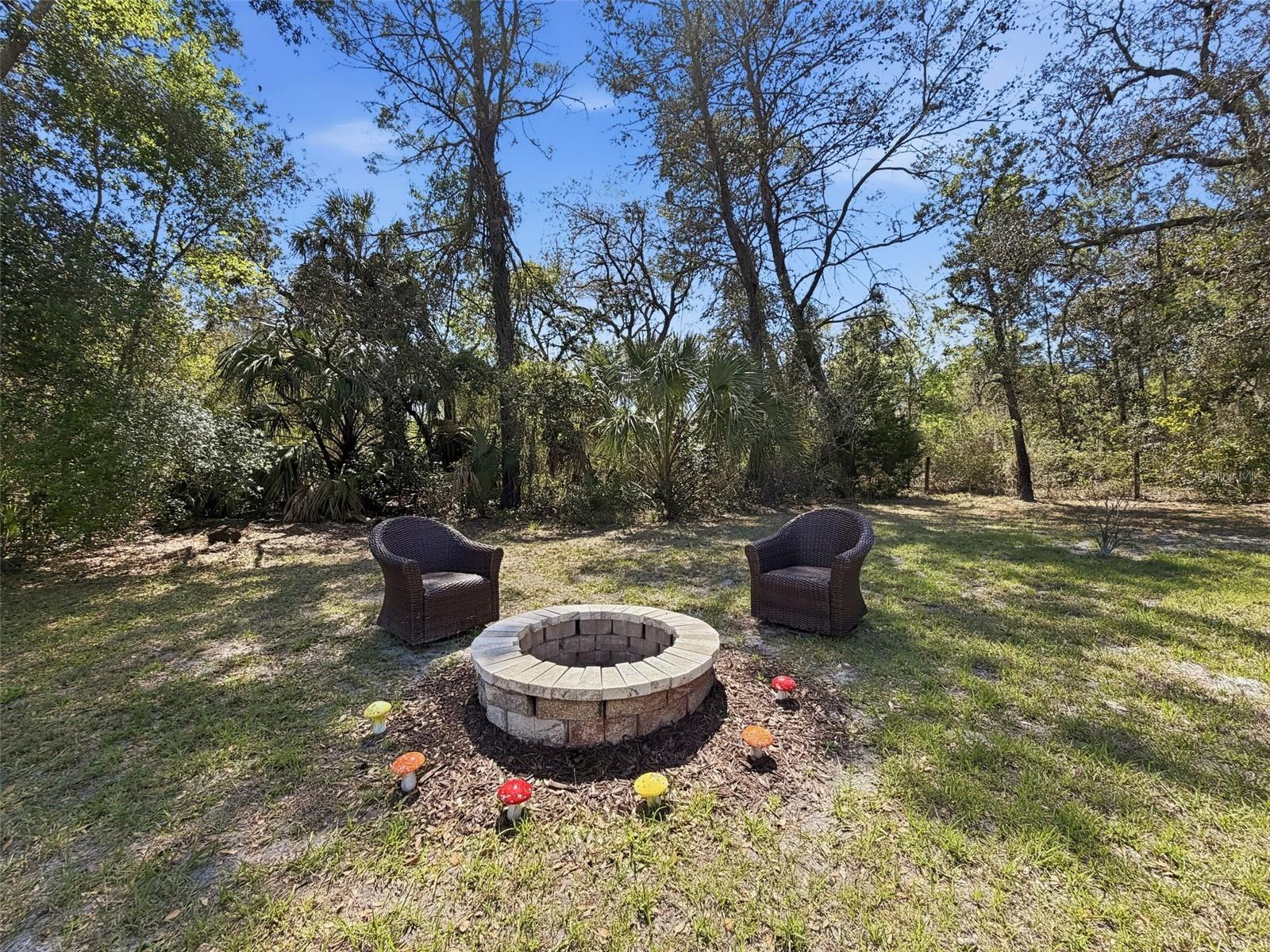 7221 NIGHTWALKER RD, WEEKI WACHEE, FL, 34613