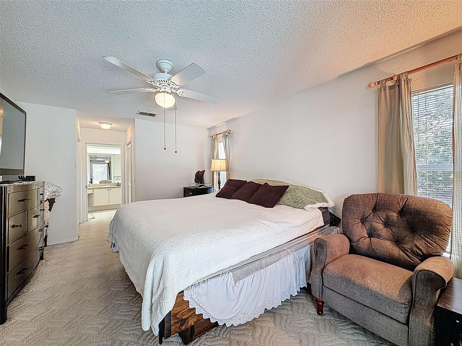 7221 NIGHTWALKER RD, WEEKI WACHEE, FL, 34613