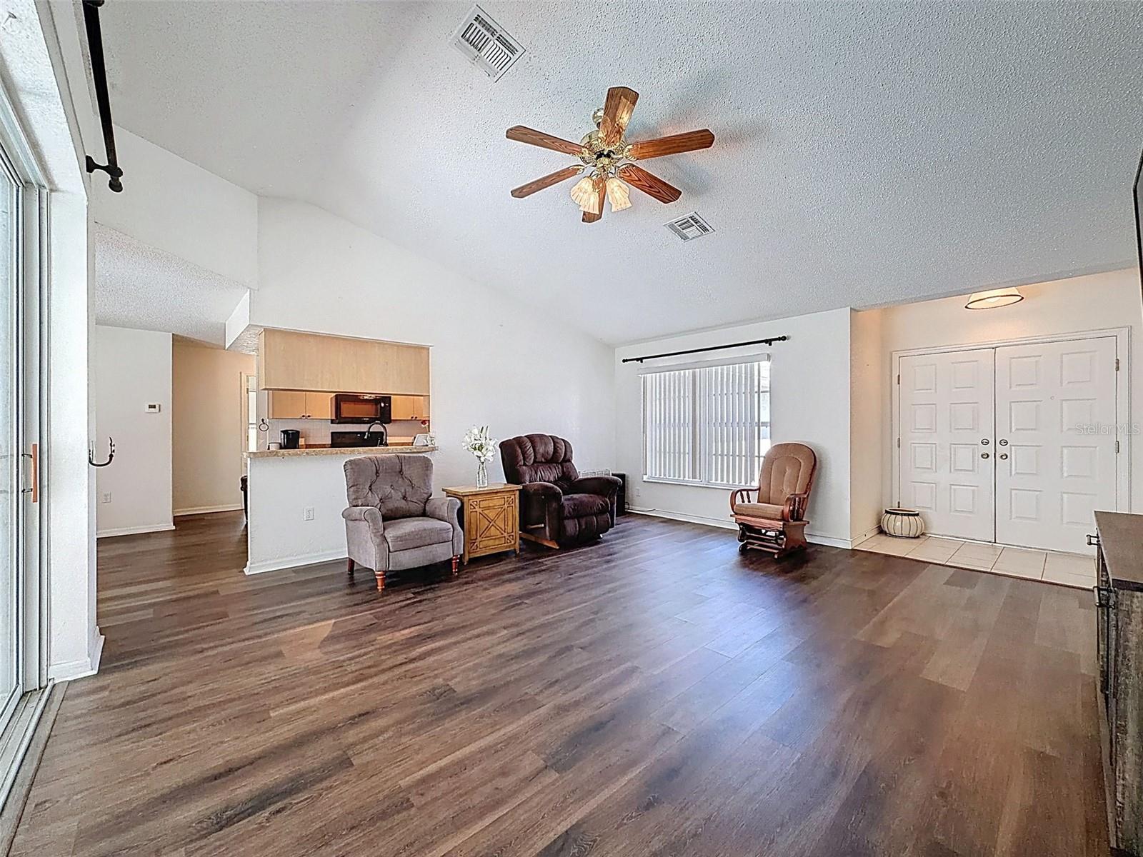7221 NIGHTWALKER RD, WEEKI WACHEE, FL, 34613