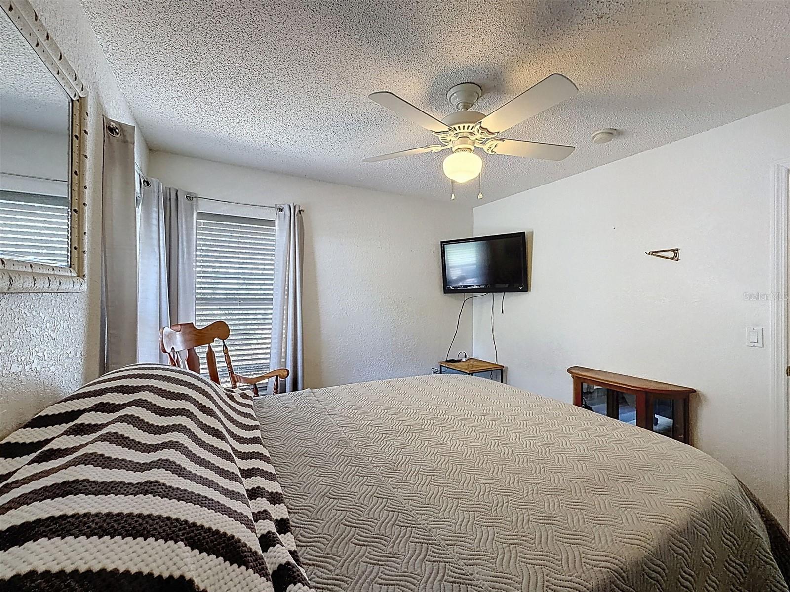 7221 NIGHTWALKER RD, WEEKI WACHEE, FL, 34613