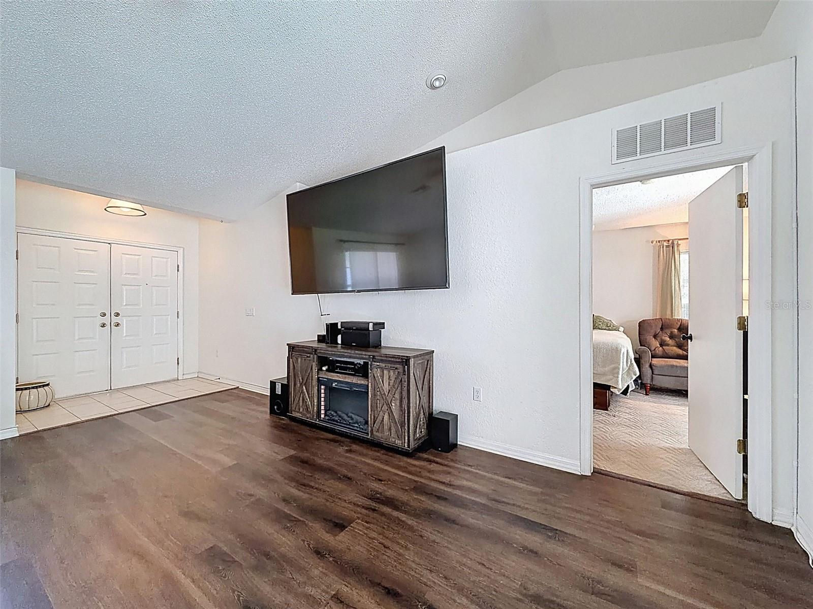 7221 NIGHTWALKER RD, WEEKI WACHEE, FL, 34613