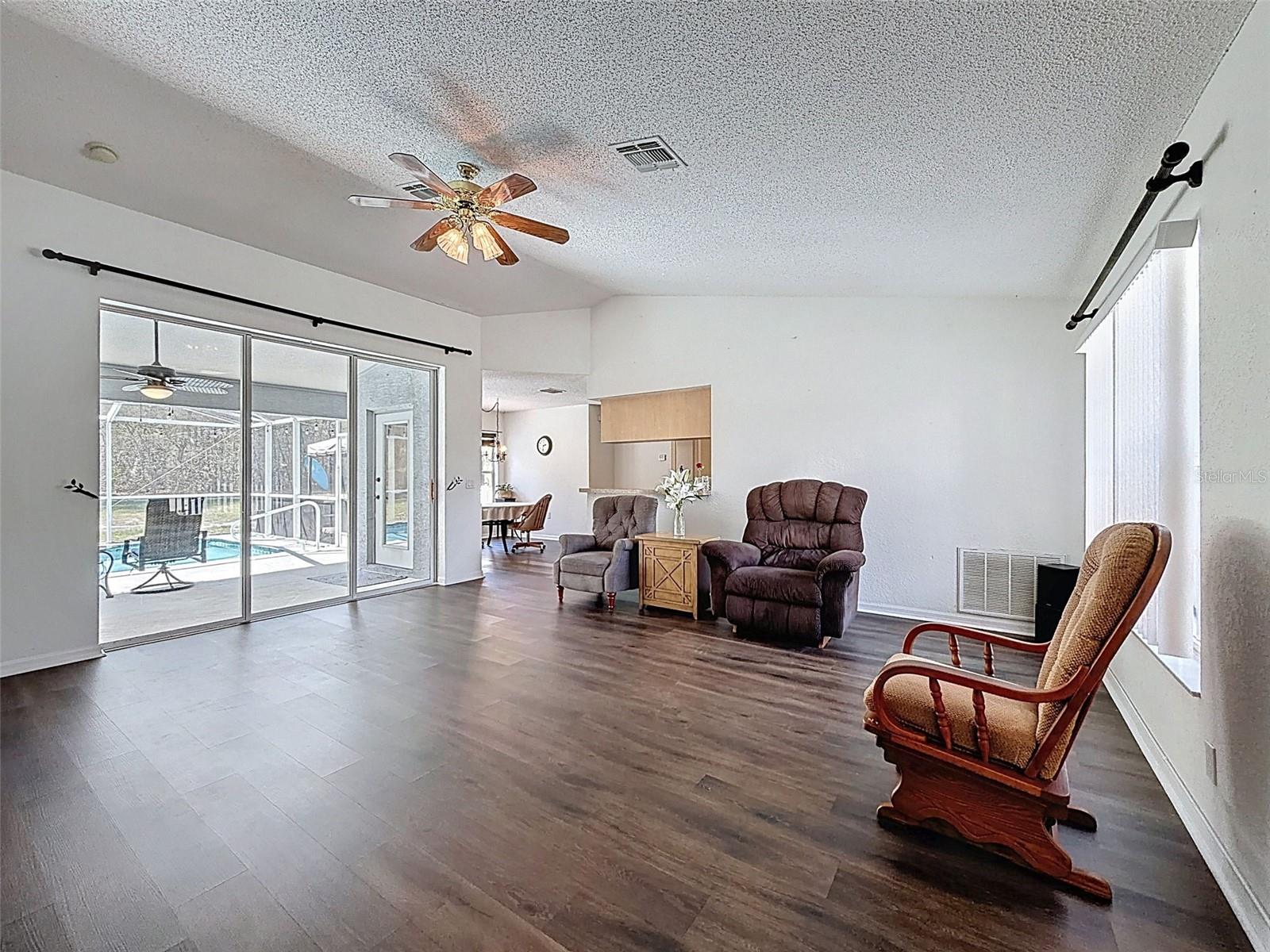 7221 NIGHTWALKER RD, WEEKI WACHEE, FL, 34613
