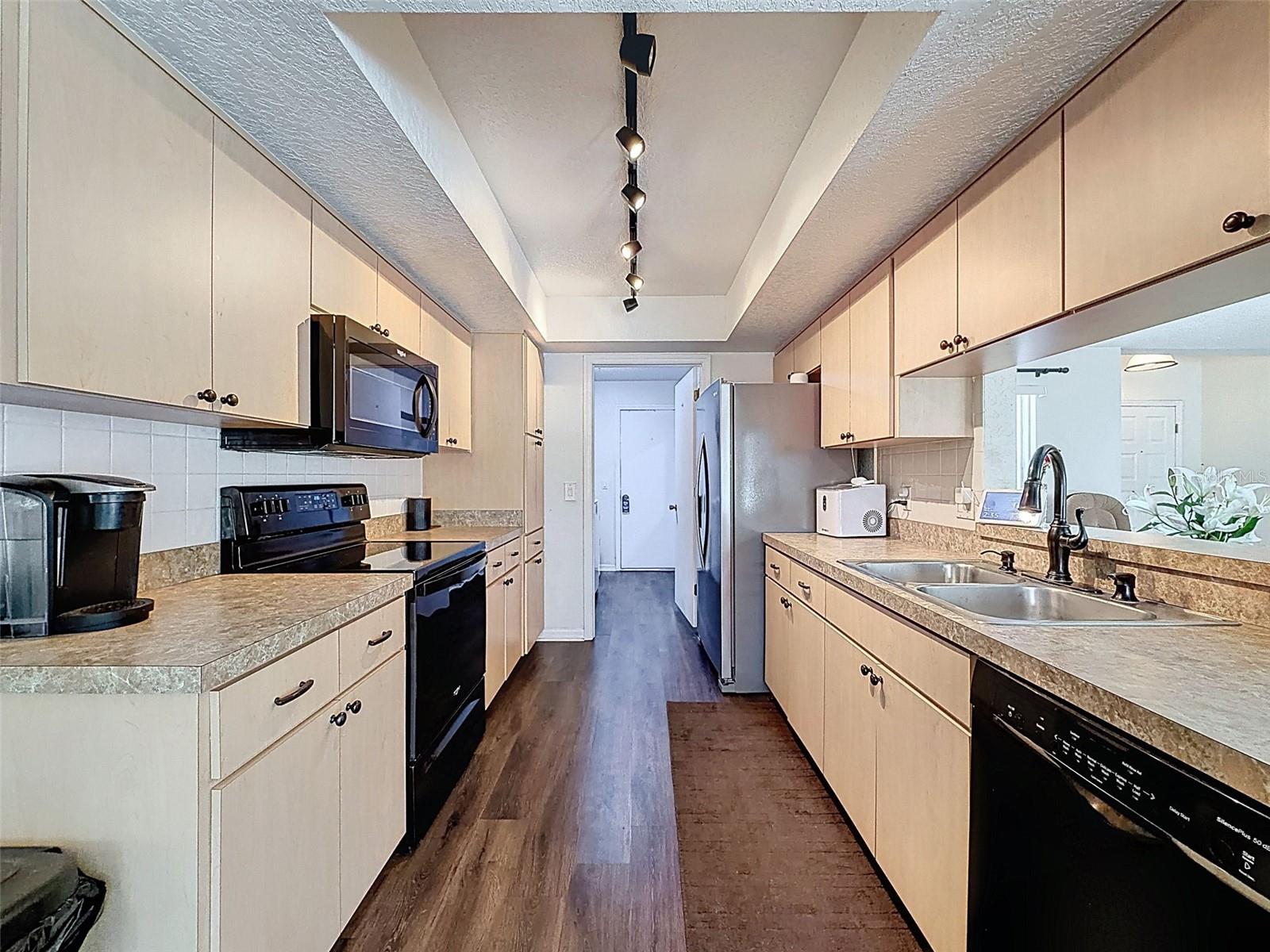 7221 NIGHTWALKER RD, WEEKI WACHEE, FL, 34613