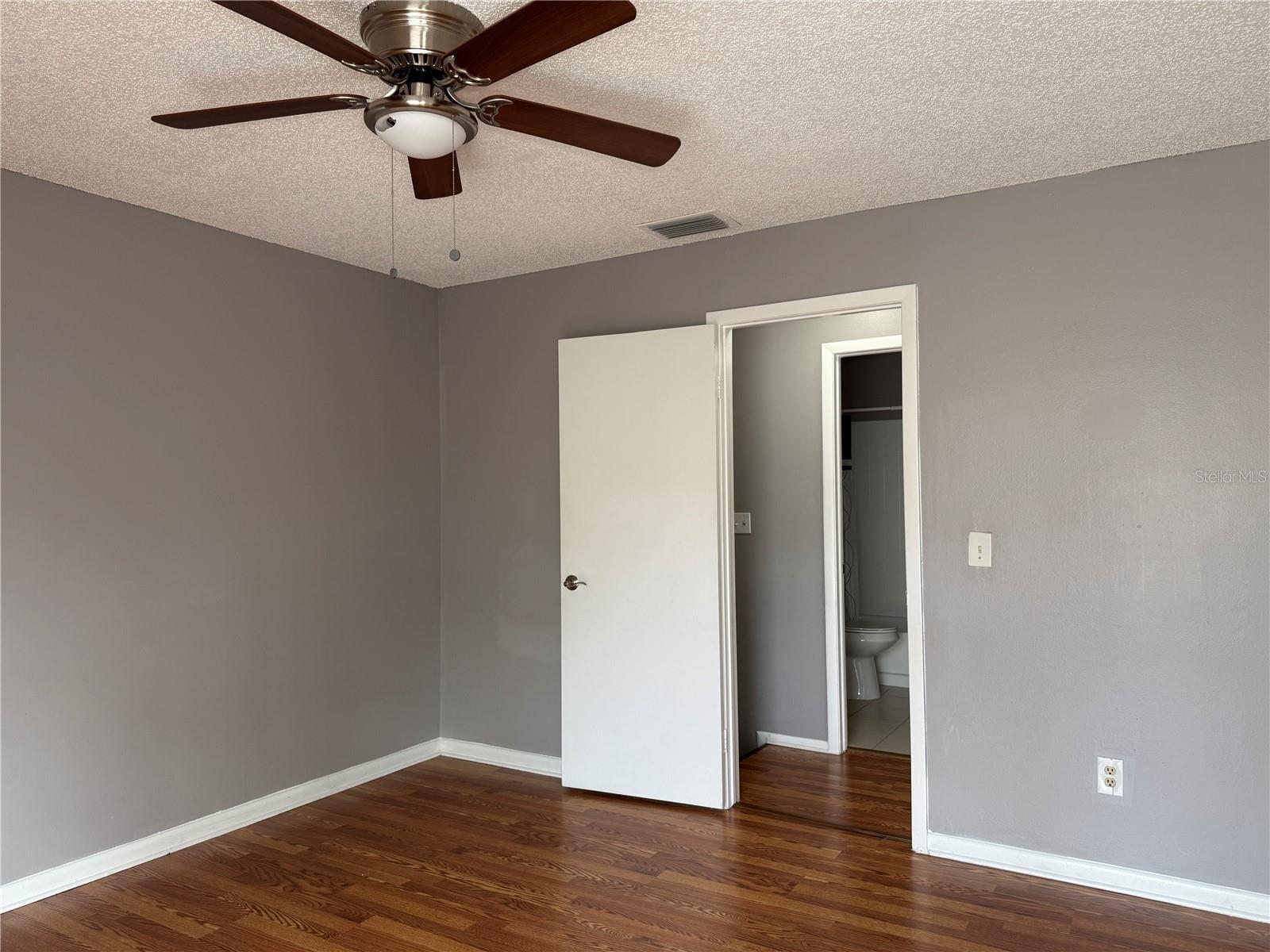 5156 TENNIS COURT CIRCLE, TAMPA, FL, 33617