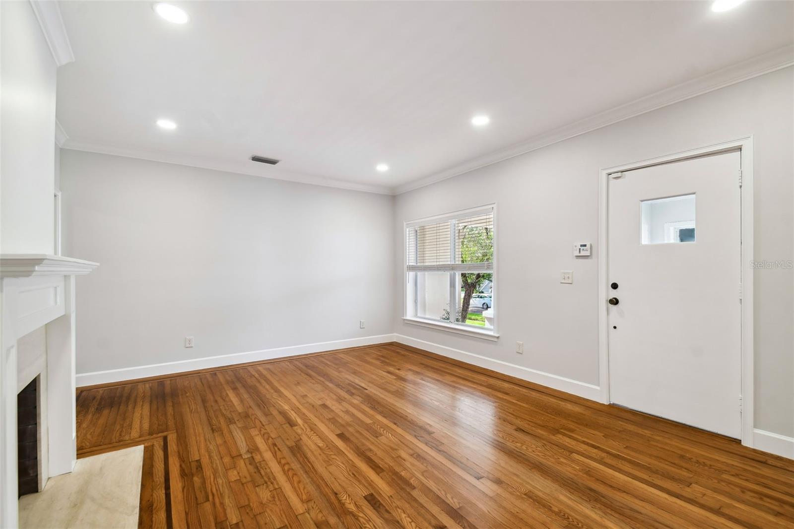 2918 W COACHMAN AVE, TAMPA, FL, 33611