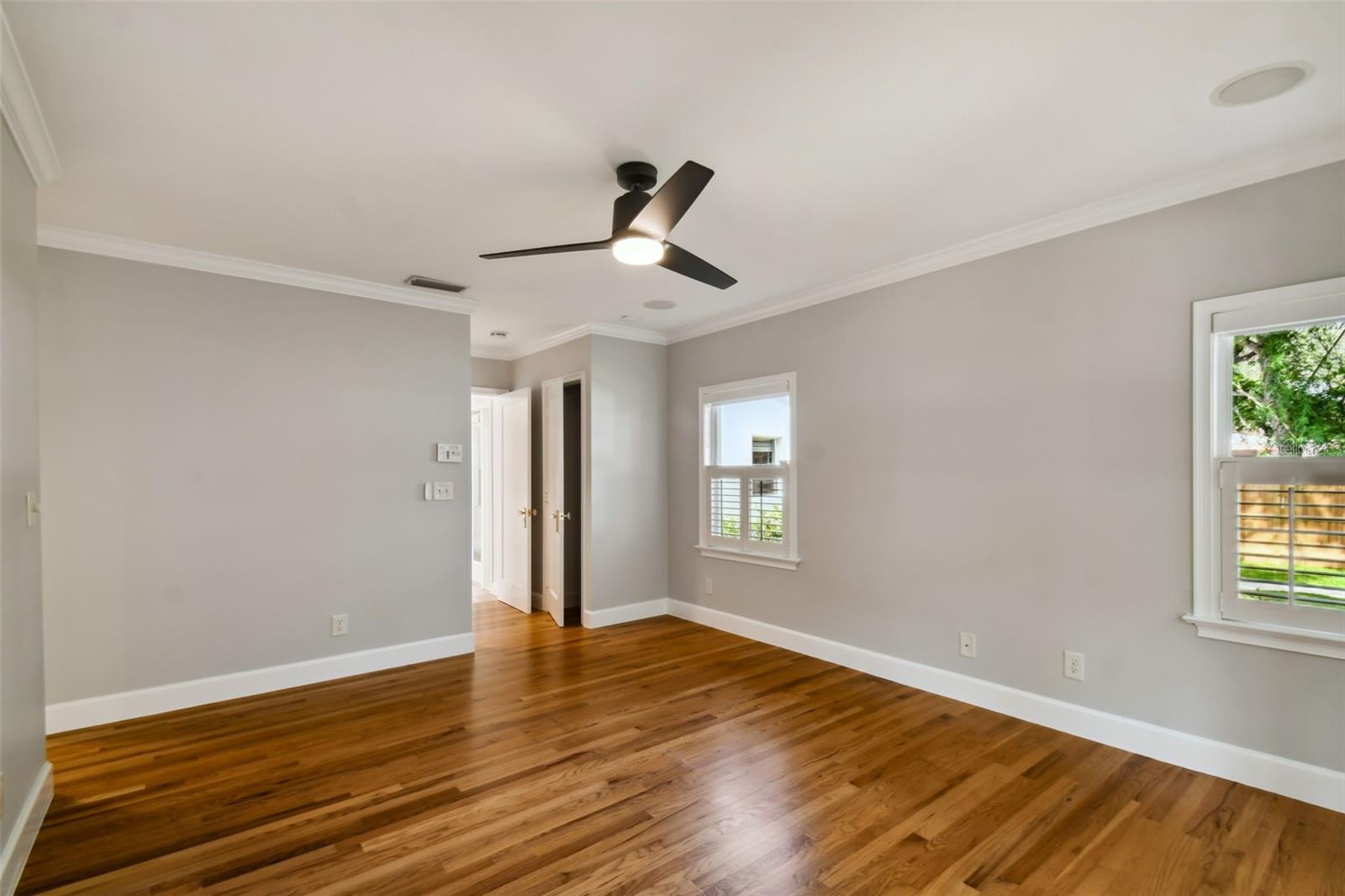 2918 W COACHMAN AVE, TAMPA, FL, 33611
