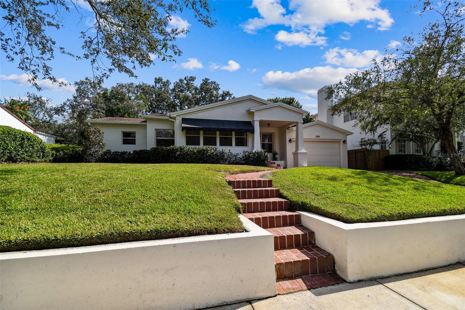 2918 W COACHMAN AVE, TAMPA, FL, 33611