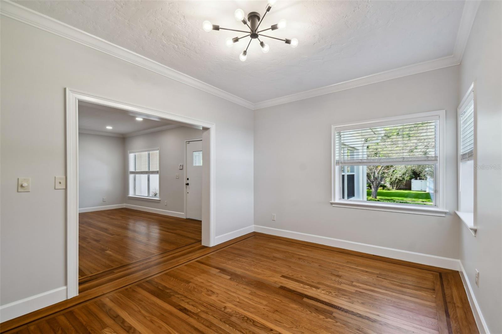 2918 W COACHMAN AVE, TAMPA, FL, 33611
