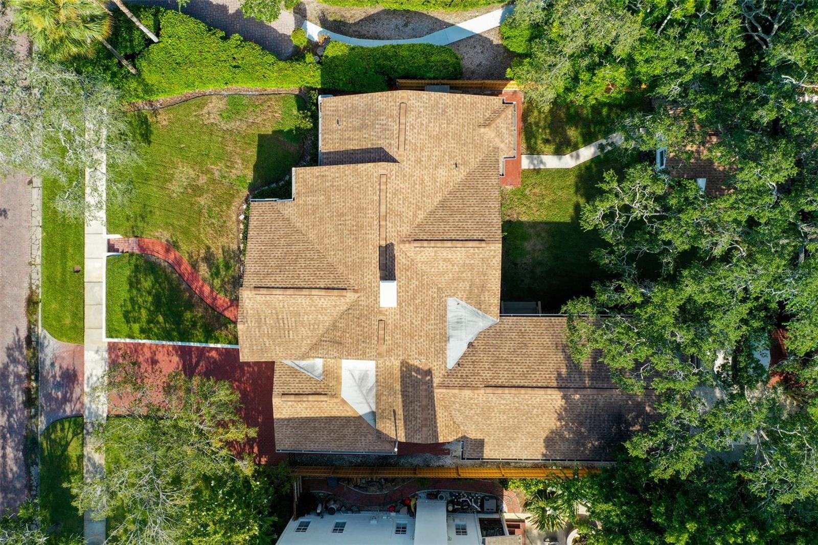 2918 W COACHMAN AVE, TAMPA, FL, 33611